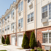 Linden Knolls
